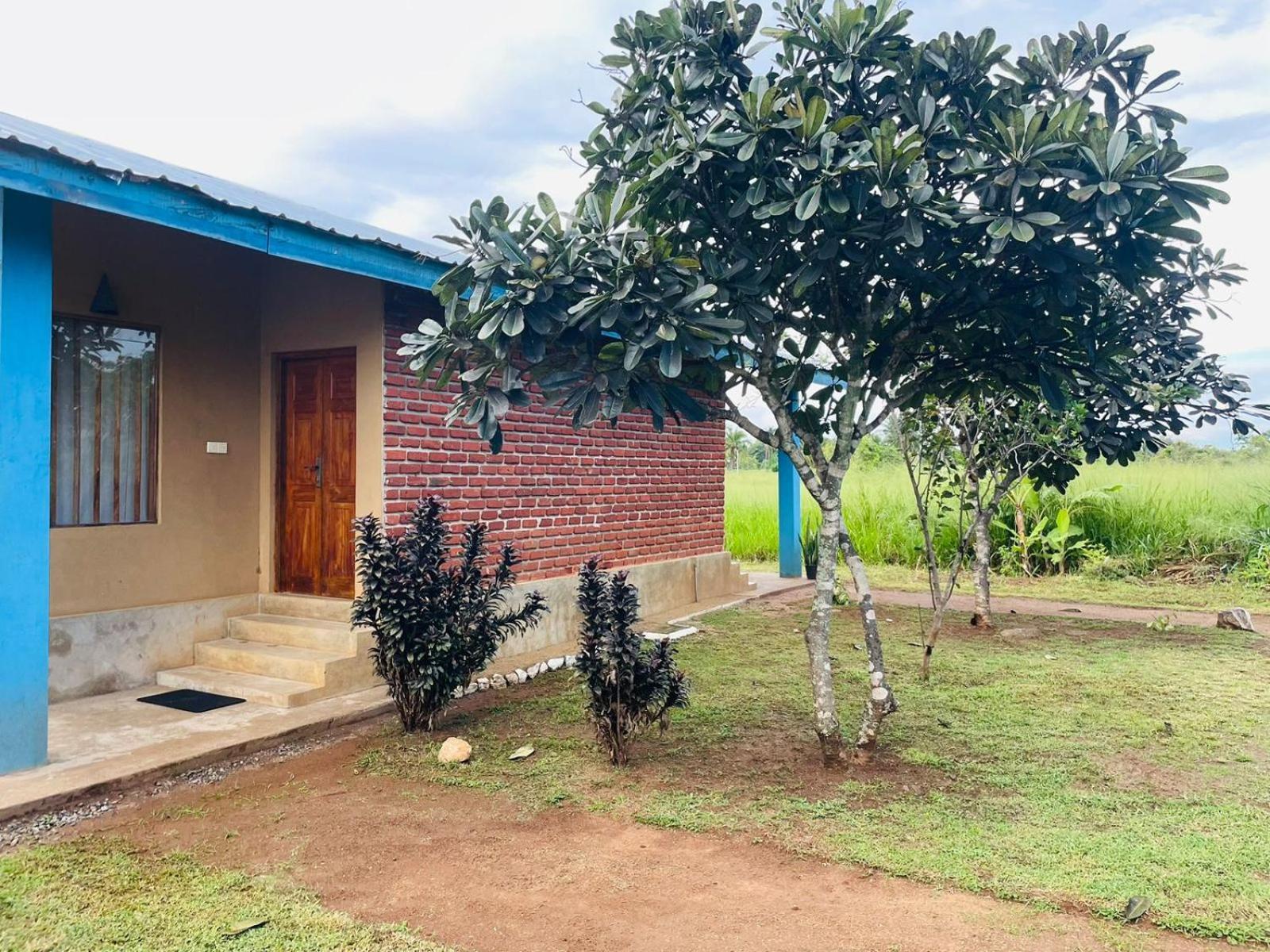 Birdwing Sigiriya Hotel Екстериор снимка