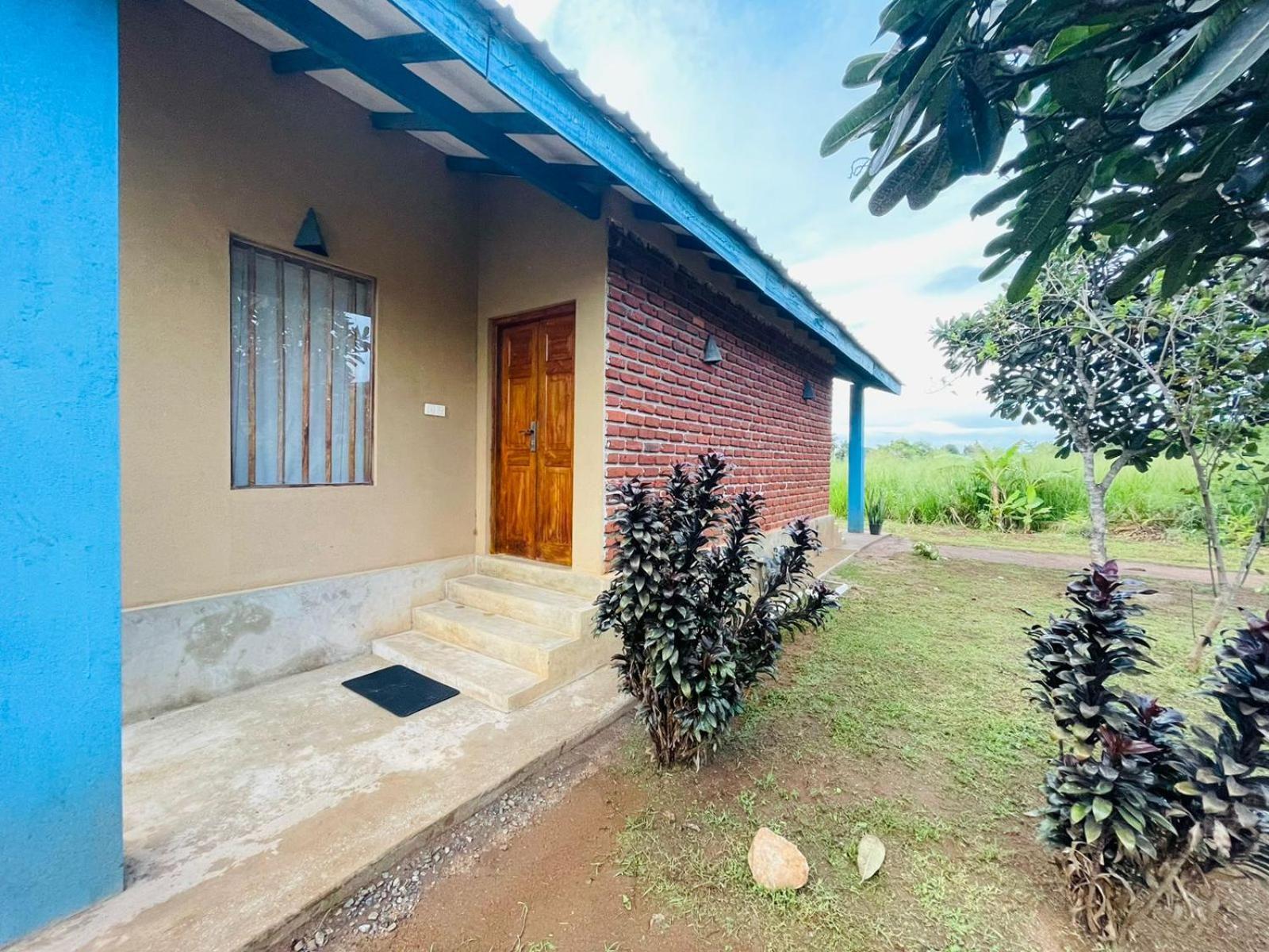 Birdwing Sigiriya Hotel Екстериор снимка